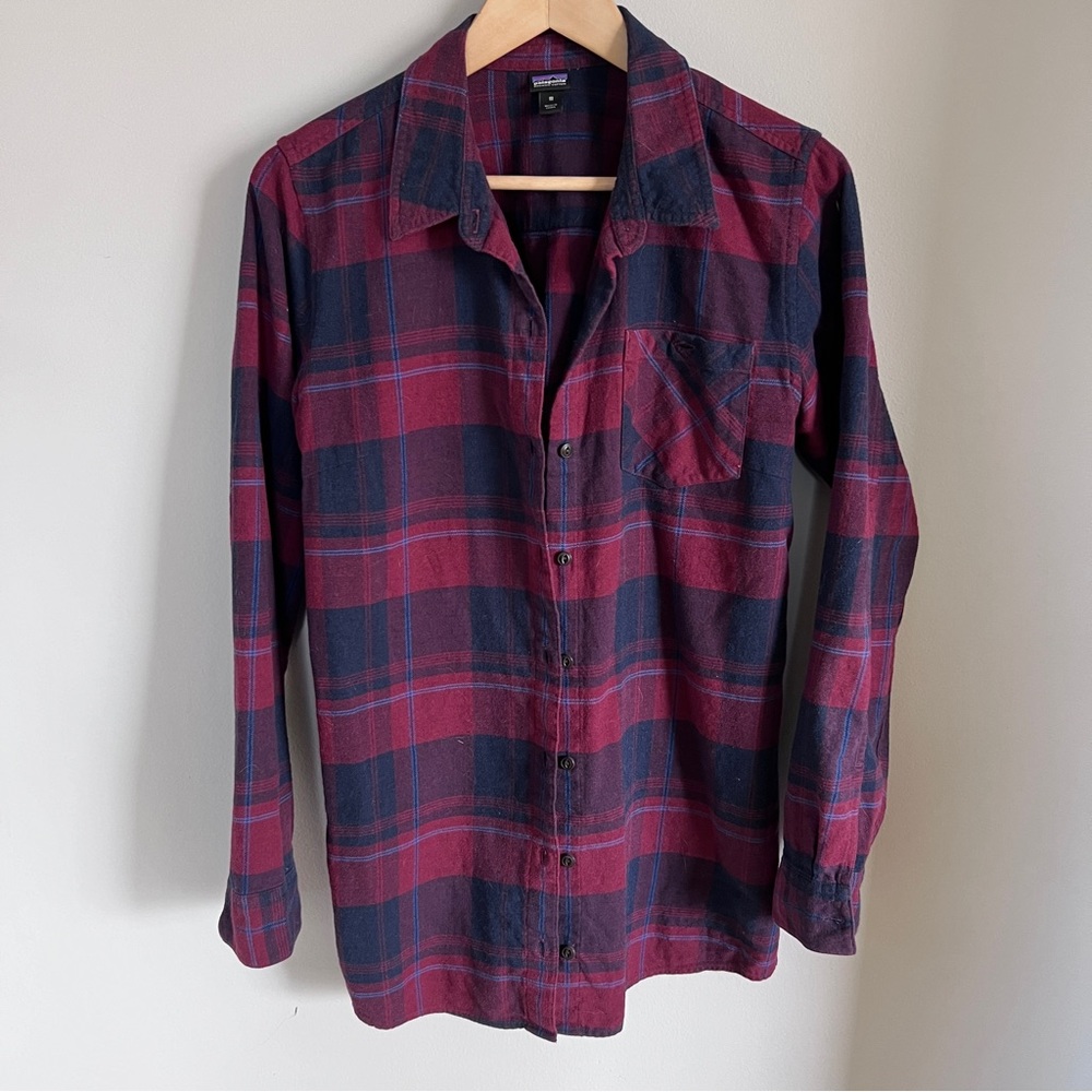 Patagonia plaid button up top
